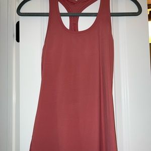 Women Lululemon tank top size 4